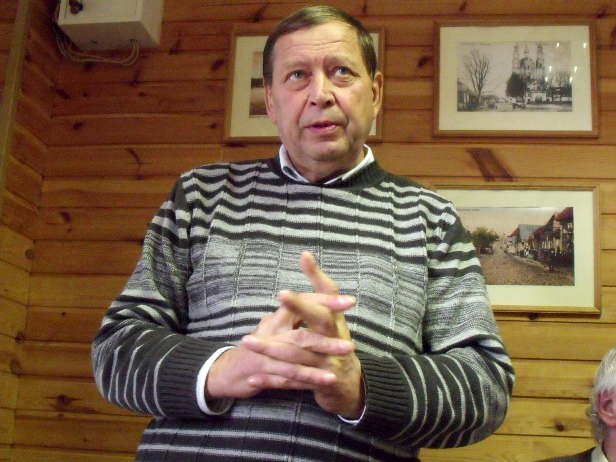 Антон Кулон