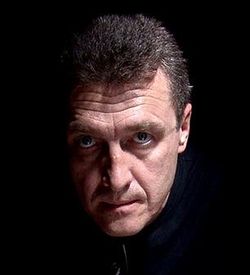Адам Глобус